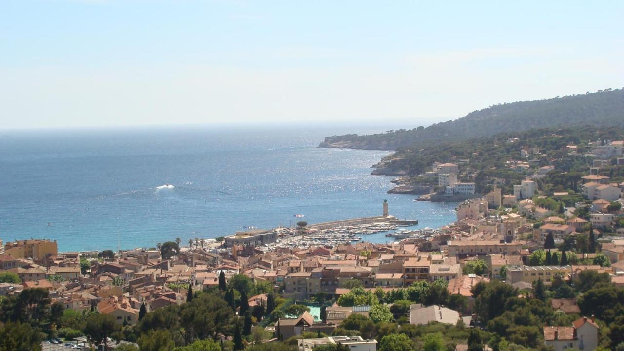 Appartement Cassis Vue Mer D'Exception Екстериор снимка