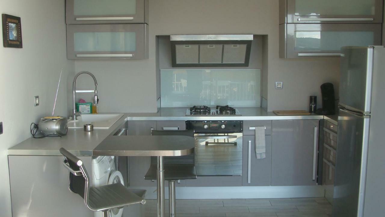 Appartement Cassis Vue Mer D'Exception Екстериор снимка