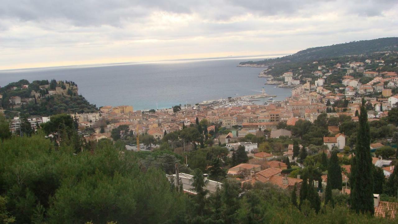 Appartement Cassis Vue Mer D'Exception Екстериор снимка